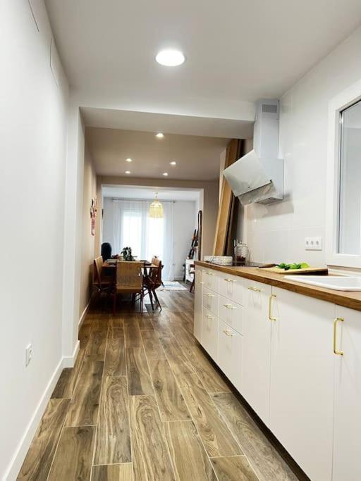 Vivienda Oasis Feria Lejlighed Albacete Eksteriør billede